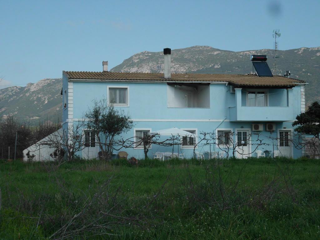 Tom'S House Apartment Skriperon Exterior photo